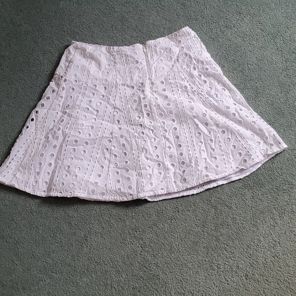 Skirt - Picture 2 of 4